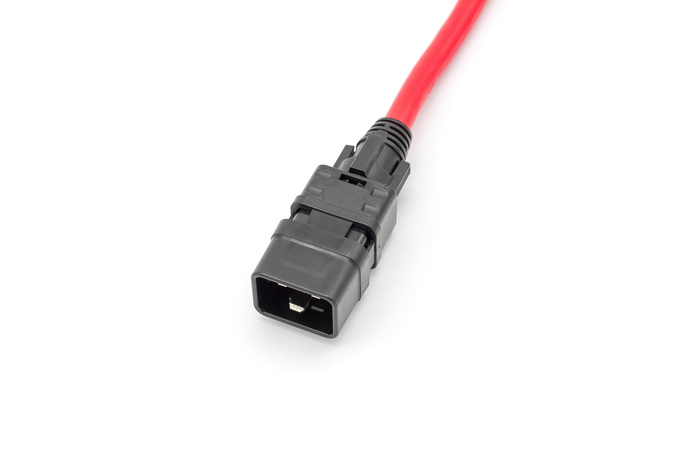 Z-Lock+ C20 to Z-Lock+ C19, 12AWG, 1.5M, Red | zLP-zC19-12-zC20-1.5mRD
